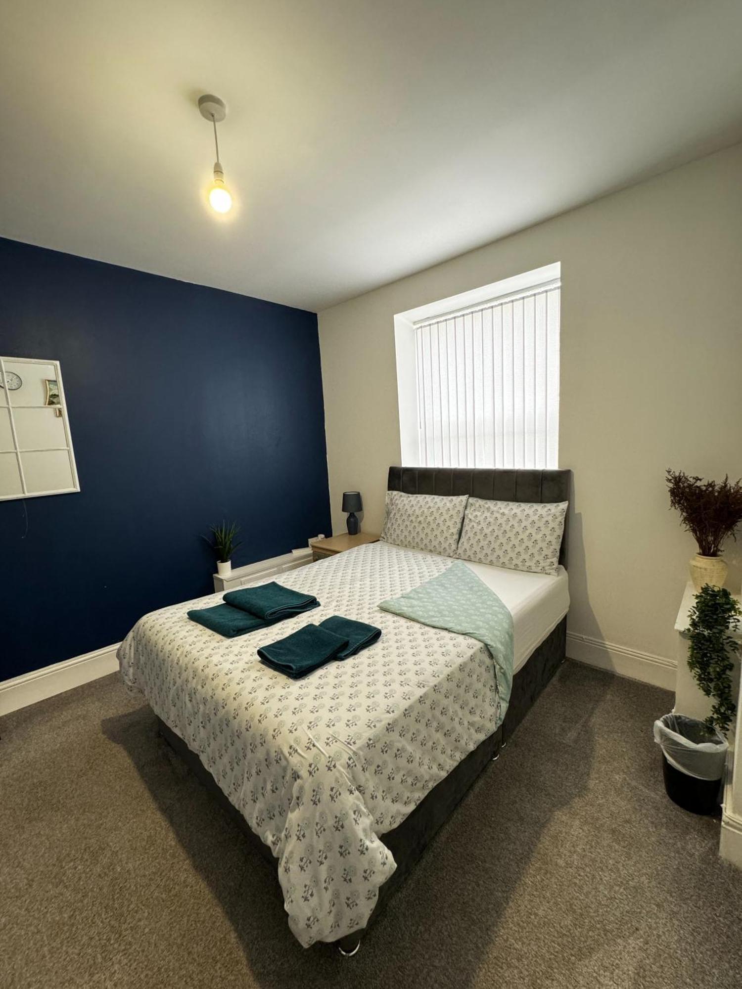Ur Place Failsworth Экстерьер фото