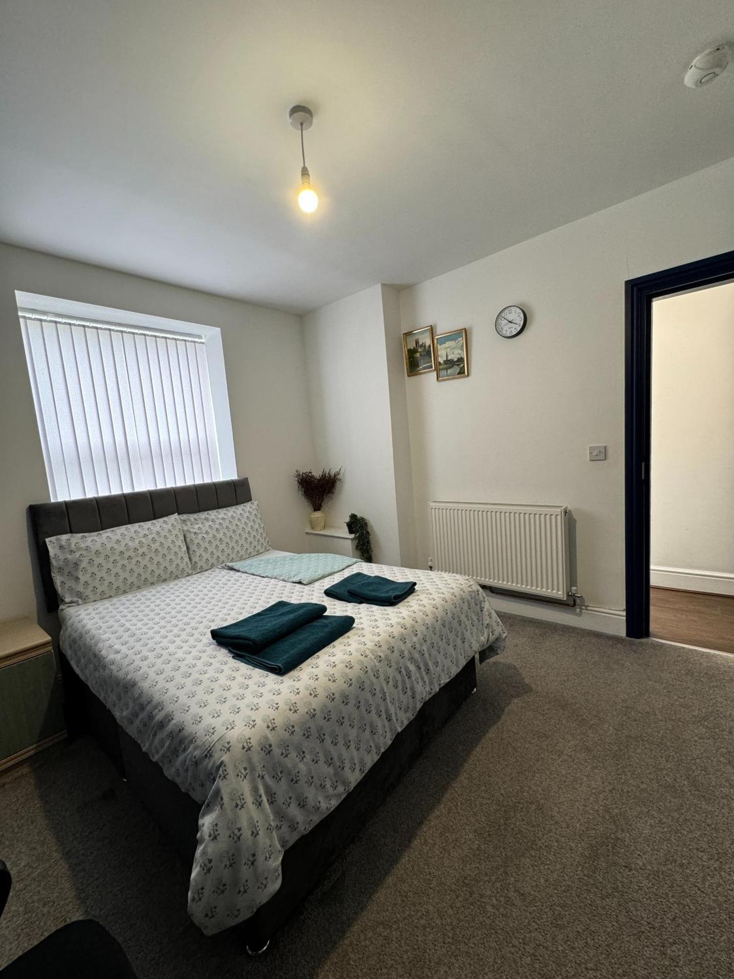 Ur Place Failsworth Экстерьер фото