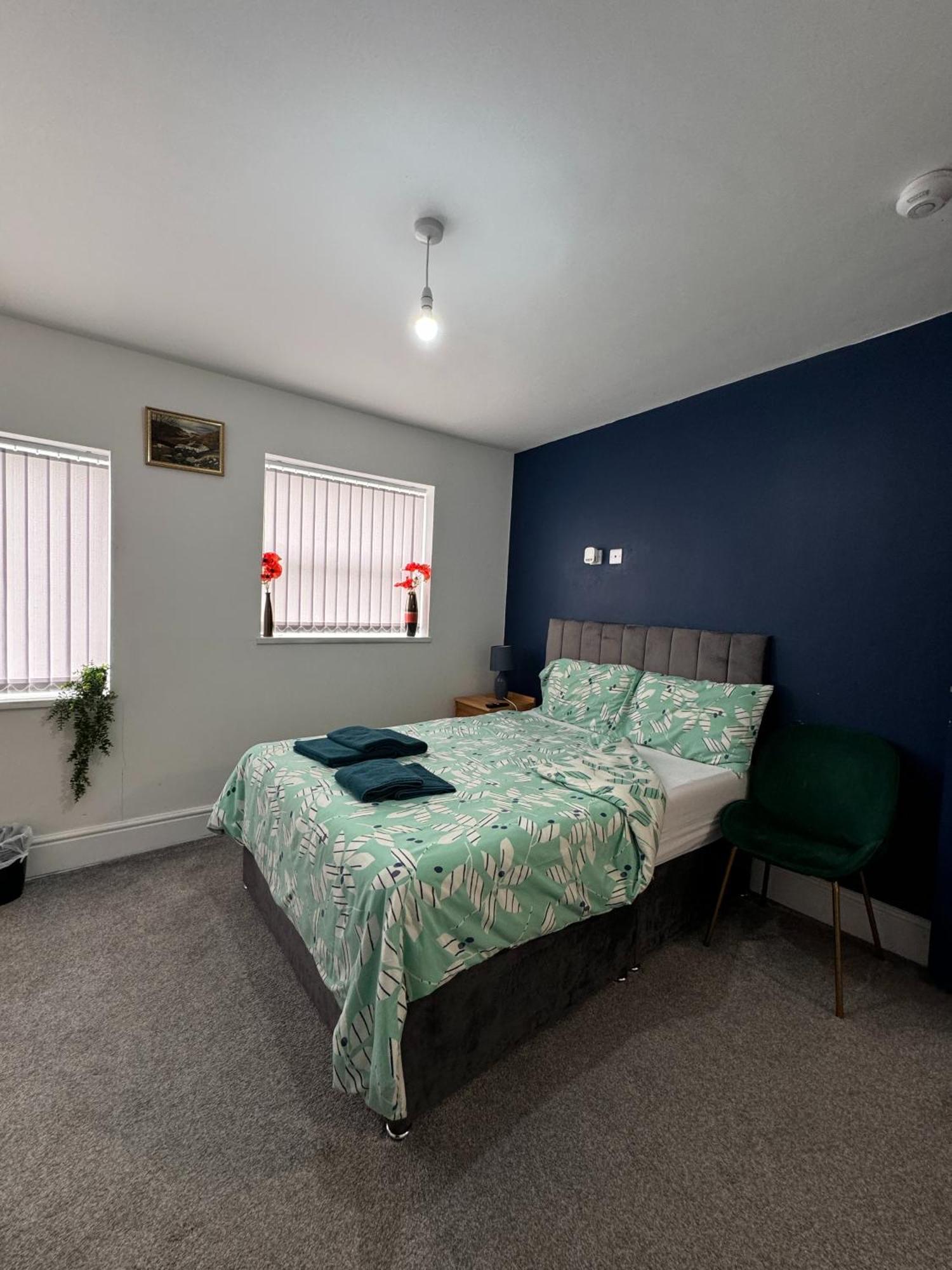Ur Place Failsworth Экстерьер фото