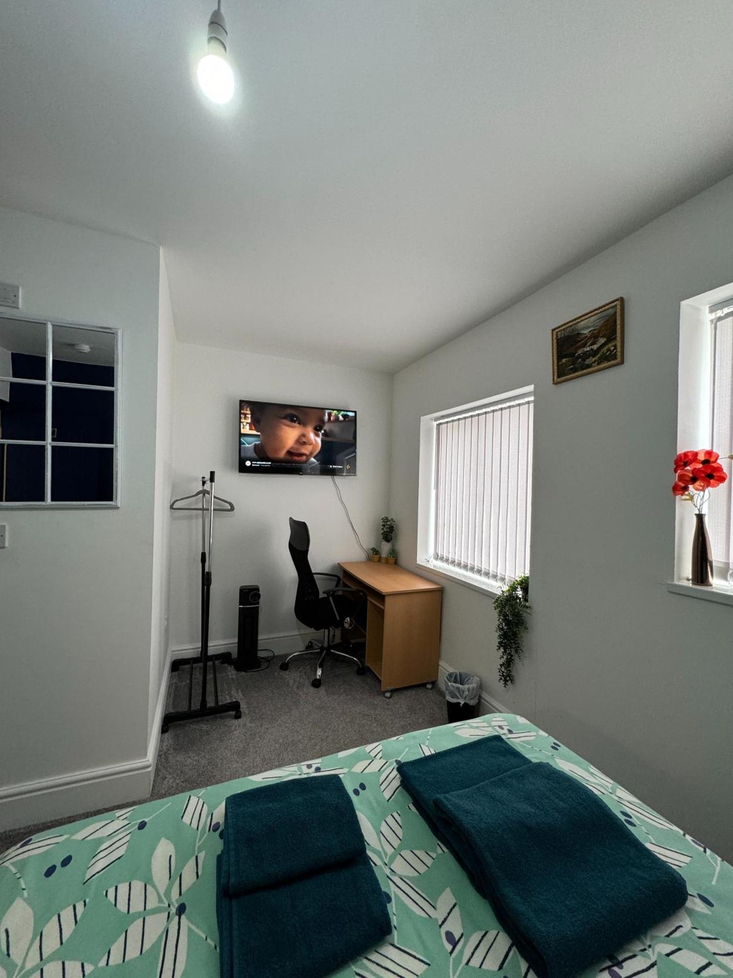Ur Place Failsworth Экстерьер фото