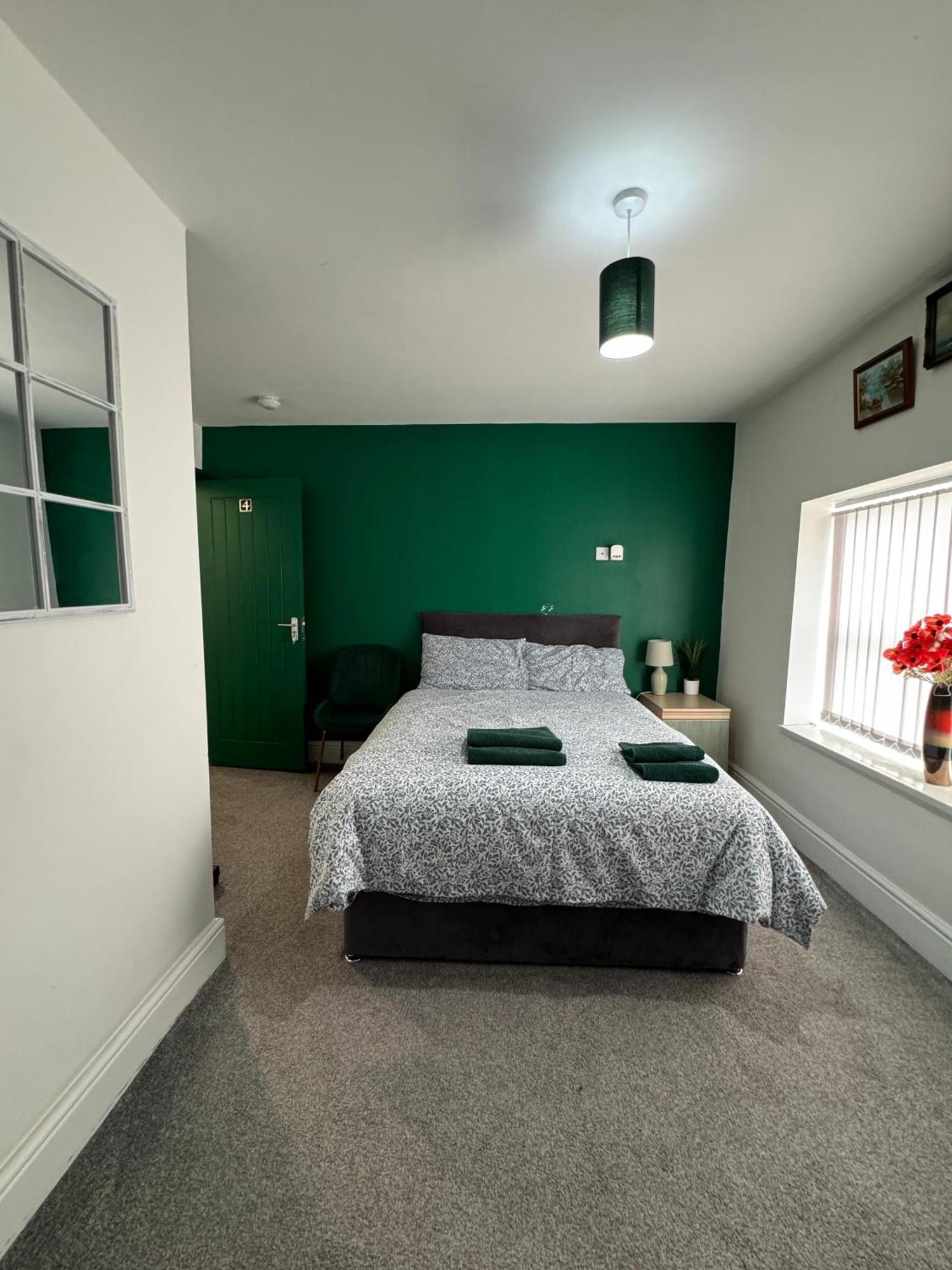 Ur Place Failsworth Экстерьер фото